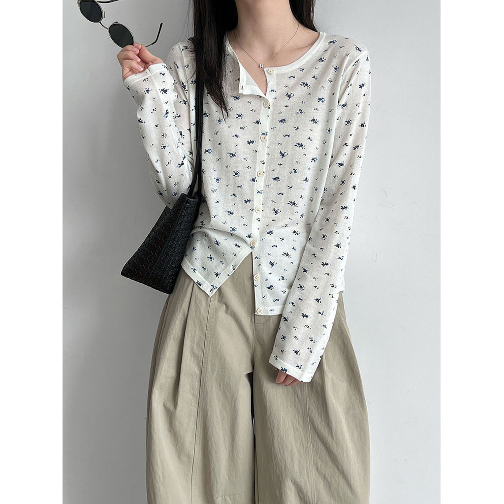 Retro Wool Floral Knit Cardigan for Women  Slim Fit Sweater Outerwear